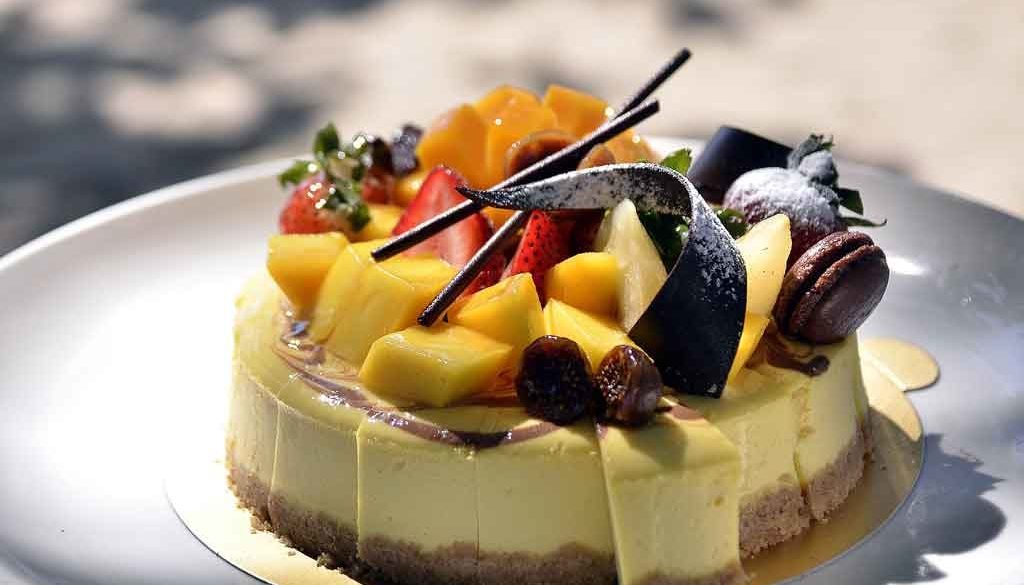 MIX FRUIT CAKE Royal Breads