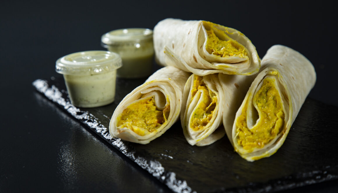 Youghurt CHICKEN WRAP